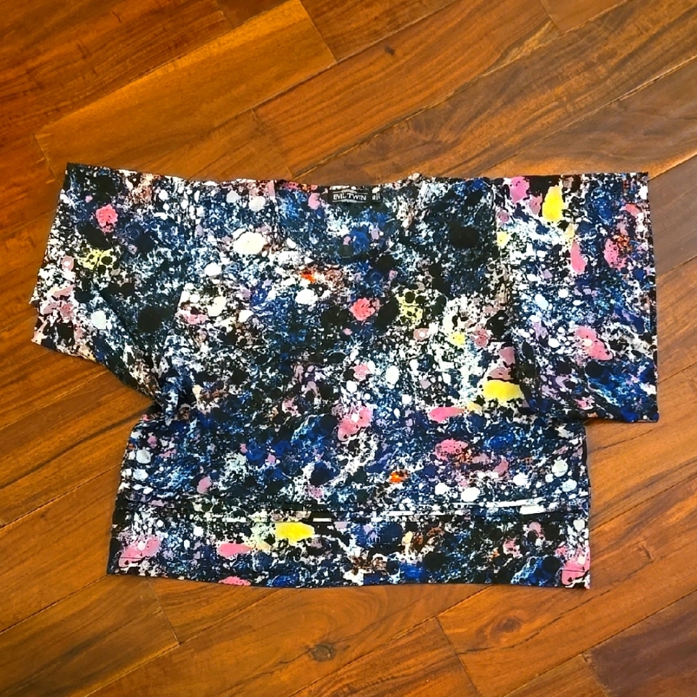 Abstract Print Short Sleeve Top